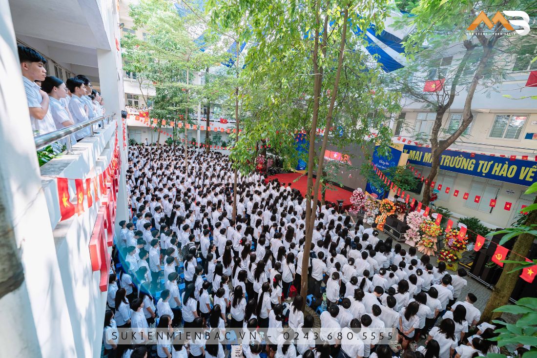 CNN-Lễ Khai Giảng